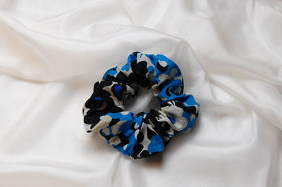 Scrunchie - Blue Flowers - Mahla Clothing